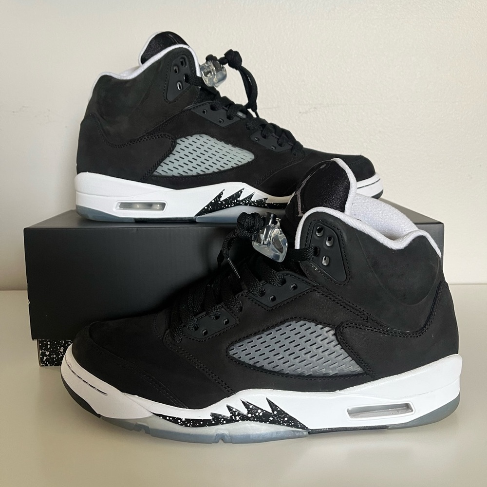 Air Jordan 5 Retro Moonlight, Used (Size US Men’s 10.0)